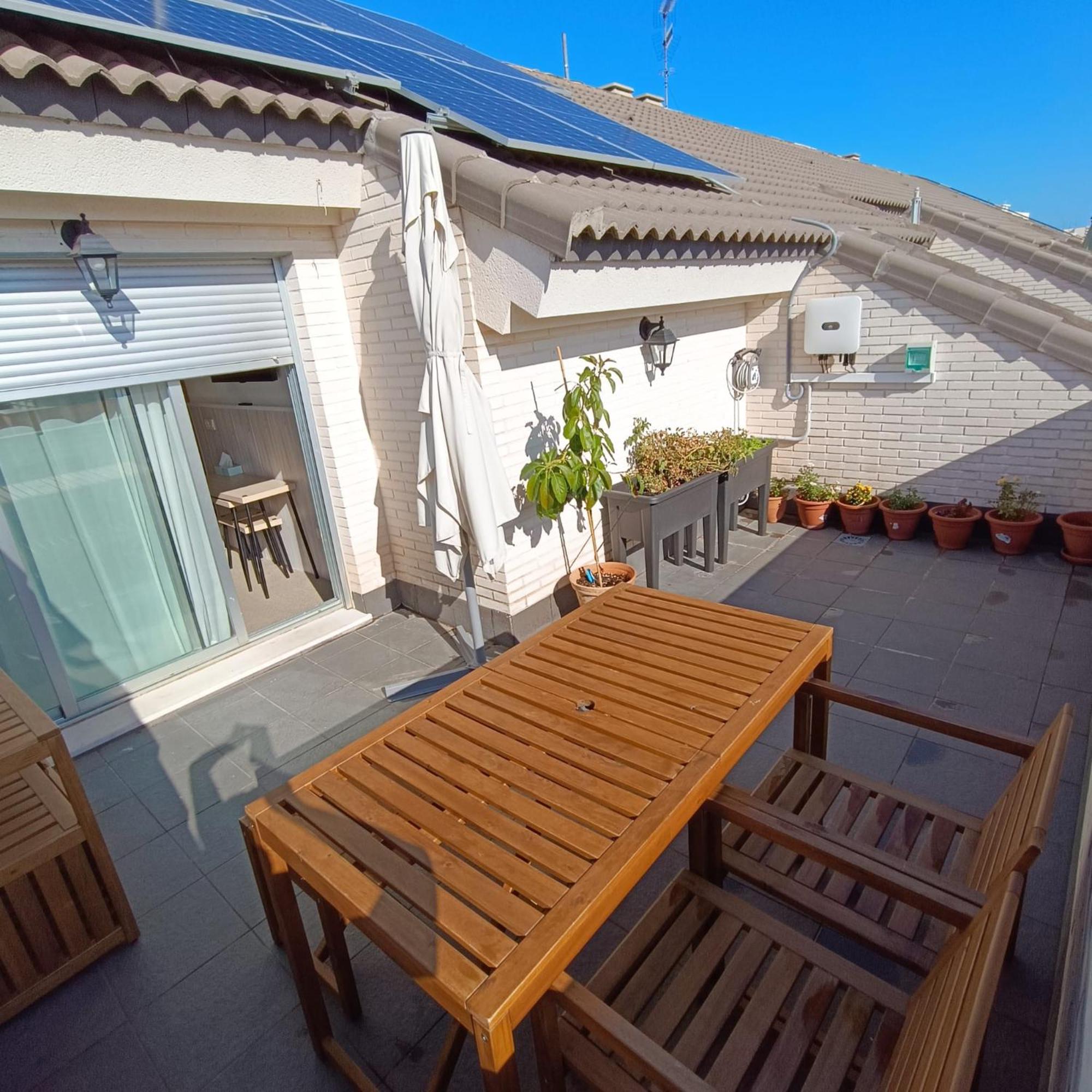 En Atico Duplex Homestay *